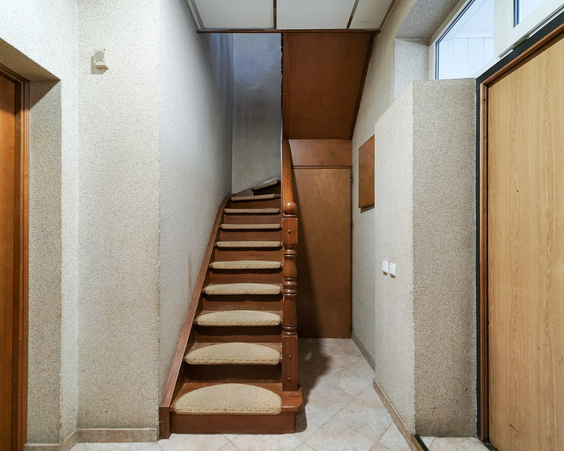 Дом, ул. Васнецова, 37