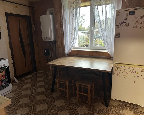 Дом, д. Бровки, ул. Лесная