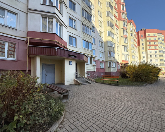 Трехкомнатная квартира г. Минск, ул. Чечота, 21