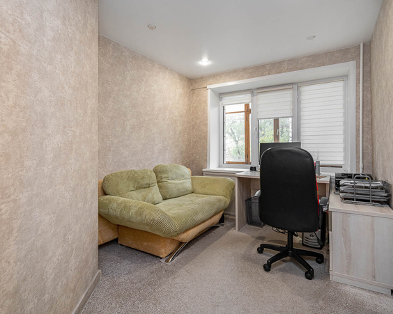 Четырёхкомнатная квартира г. Минск, Ландера, 4