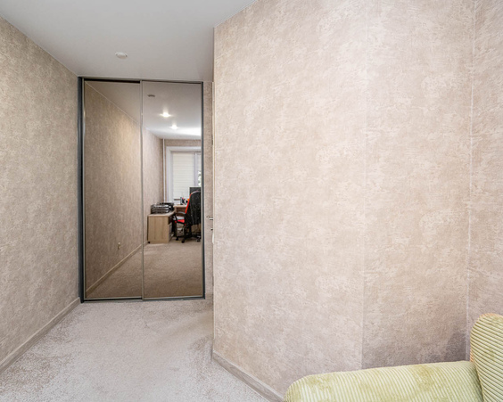 Четырёхкомнатная квартира г. Минск, Ландера, 4