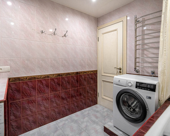 Четырёхкомнатная квартира г. Минск, Ландера, 4