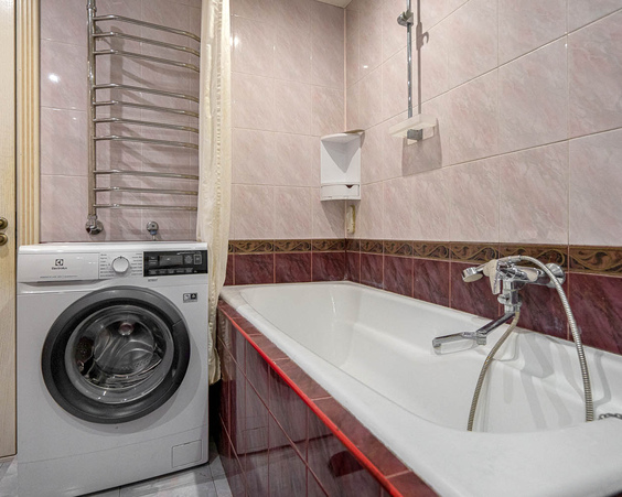 Четырёхкомнатная квартира г. Минск, Ландера, 4