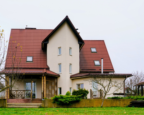 Дома и земельные участки