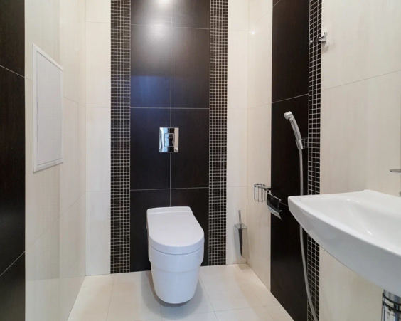 Трехкомнатная квартира в аренду на длительный срок. Жуковского 2