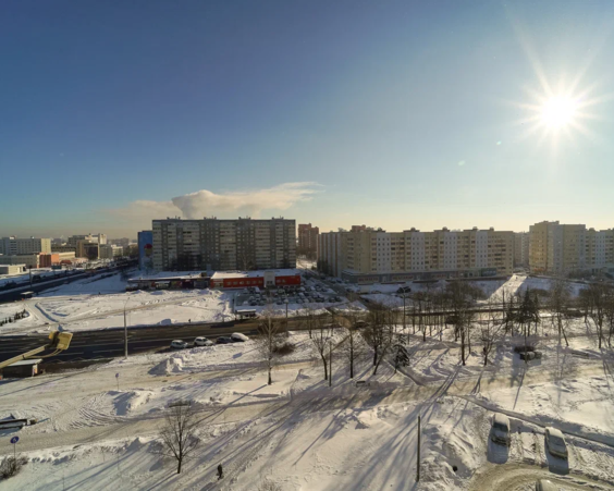 Трехкомнатная квартира в аренду на длительный срок. Жуковского 2
