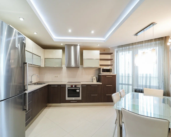 Трехкомнатная квартира в аренду на длительный срок. Жуковского 2