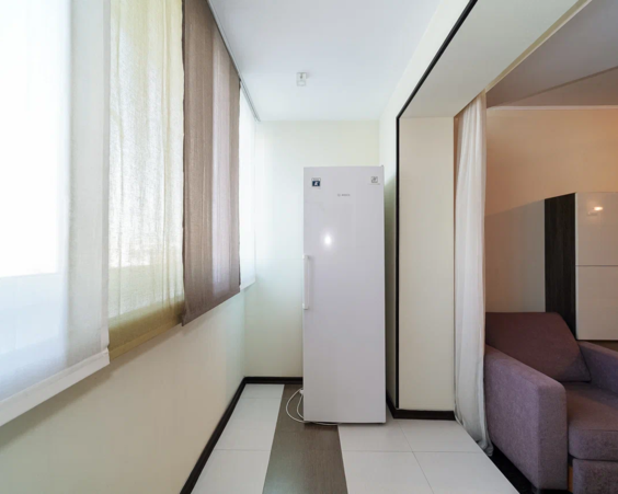 Трехкомнатная квартира в аренду на длительный срок. Жуковского 2