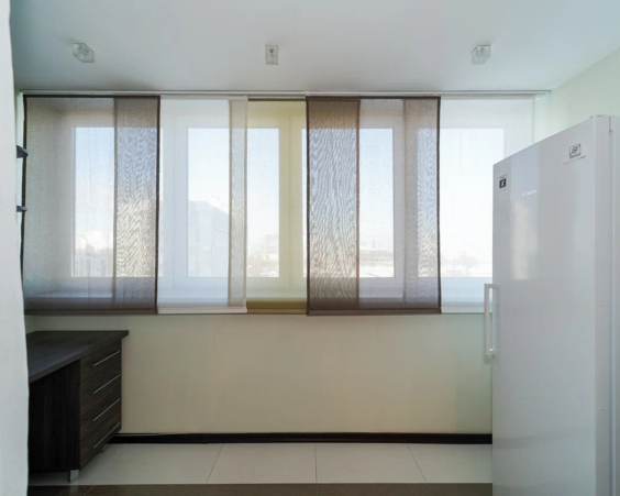 Трехкомнатная квартира в аренду на длительный срок. Жуковского 2