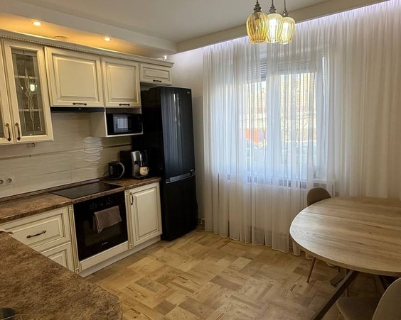 Трехкомнатная квартира г. Минск, ул.Одинцова, д.44