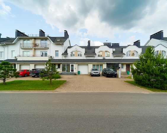 Таунхаус в аренду в пос. Сонечный