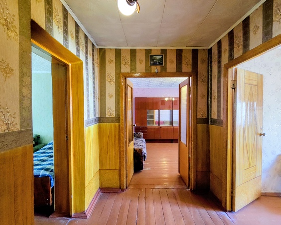 Трехкомнатная квартира гп Старобин, ул Советская, д. 46