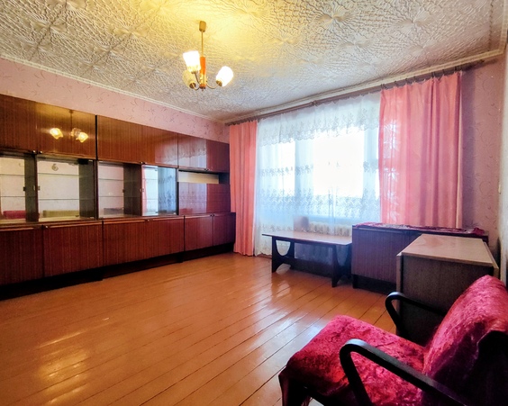 Трехкомнатная квартира гп Старобин, ул Советская, д. 46