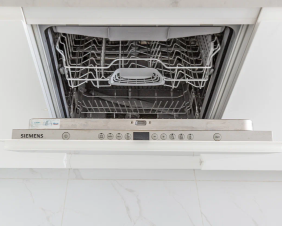 Макаенка 12Б, ЖК «Vogue»