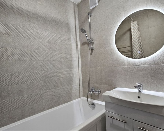 Просторная квартира в Новой Боровой!