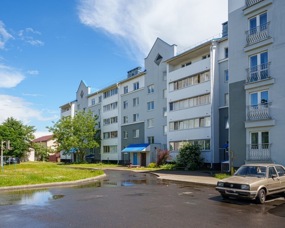 Трехкомнатная квартира г. Смолевичи, ул. Жодинская, 3А
