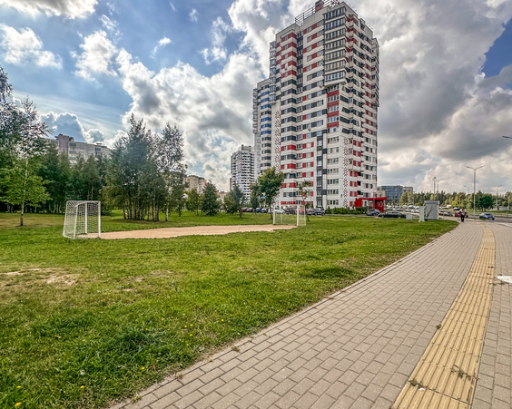 Однокомнатная квартира г. Минск, ул. Курсанта Гвишиани, д. 10, Уручье