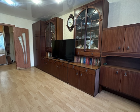 Трехкомнатная квартира аг.Большевик,ул.Армейская,5